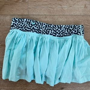 Lululemon pleat to street skirt size 6